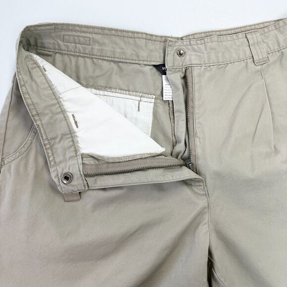 Woolrich Womens 10 Khaki Shorts Waking Safari Classic Minimalist Pleated Retro - Picture 5 of 9